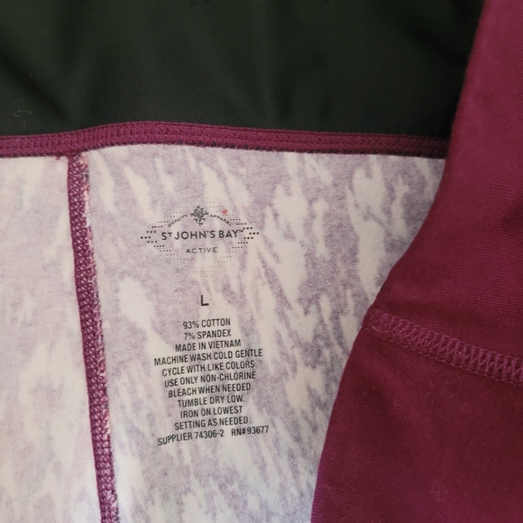 St john's bay purple print leggings womens  large size - Picture 3 of 4
